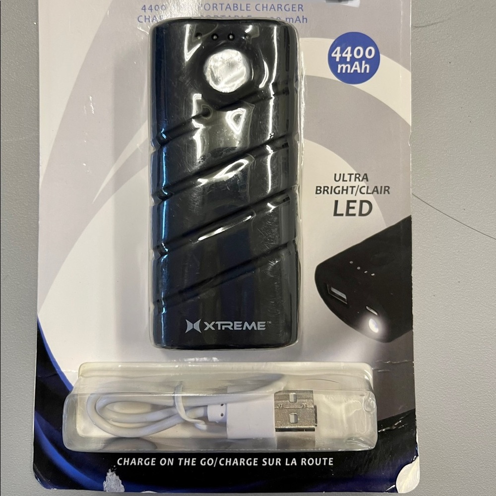 XTREME 4400mAh POWER BANK - Portable Charger with Flashlight - Black